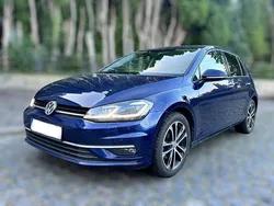 Blau Gebraucht 2020 VW Golf VII Highline Limousine | 17.289 € (Fairer Preis)