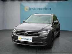 Grau Gebraucht 2022 VW Tiguan SUV | 30.649 € (Guter Preis)