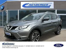 Grau Gebraucht 2016 Nissan Qashqai Tekna SUV | 13.995 € (Fairer Preis)
