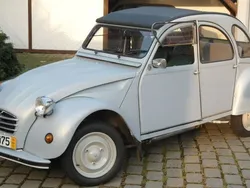 Silber Gebraucht 1986 Citroën 2CV Kleinwagen | 9.500 €