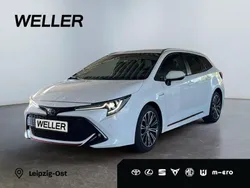 Weiß Gebraucht 2021 Toyota Corolla Team Kombi | 22.990 € (Guter Preis)