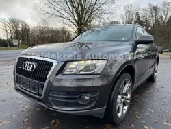 Grau Gebraucht 2009 Audi Q5 Design SUV | 8.990 € (Fairer Preis)