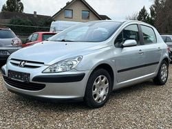 Silber Gebraucht 2003 Peugeot 307 Premium Limousine | 5.690 €