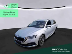 Metallic Gebraucht 2022 Skoda Octavia Ambition Kombi | 20.930 € (Guter Preis)