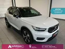 Silber Gebraucht 2022 Volvo XC40 R-Design SUV | 29.590 € (Fairer Preis)
