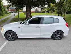 Weiß Gebraucht 2010 BMW 118 Kleinwagen | 3.899 € (Fairer Preis)