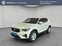 Weiß Gebraucht 2024 Volvo XC40 Core SUV | 34.890 € (Guter Preis)