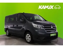 Silber / grau Gebraucht 2023 Renault Trafic Life Van | 32.490 € (Guter Preis)