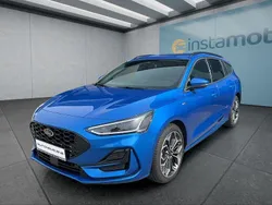 Blau Gebraucht 2024 Ford Focus ST-Line X Kombi | 32.699 €