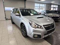 Grau Gebraucht 2014 Subaru Outback Limousine | 12.500 € (Teuer)