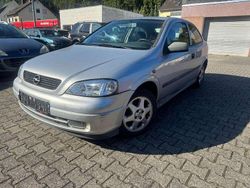 Grau Gebraucht 1998 Opel Astra Sportive Limousine | 1.699 €