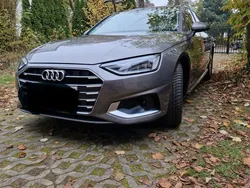 Grau Gebraucht 2022 Audi A4 Ambiente Kombi | 26.000 € (Superpreis)