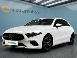 Weiß Gebraucht 2024 Mercedes A180 Limousine | 29.549 € (Fairer Preis)