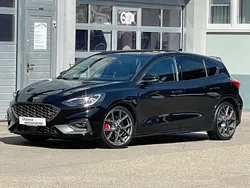Schwarz Gebraucht 2022 Ford Focus ST Limousine | 25.997 € (Superpreis)