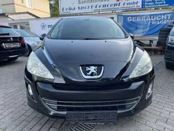 Lackierung schwarz perla Gebraucht 2009 Peugeot 308 Tendance Limousine | 2.200 € (Teuer)