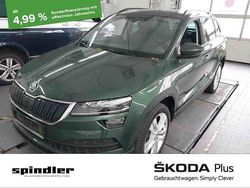 Emeraldgrün metallic Gebraucht 2021 Skoda Karoq Style SUV | 27.880 € (Etwas zu teuer)