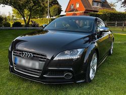 Grau Gebraucht 2014 Audi TTS Coupé | 23.800 €
