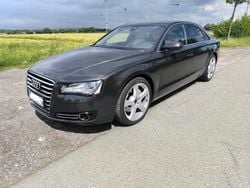 Grau Gebraucht 2013 Audi A8 Ambiente Limousine | 22.900 € (Fairer Preis)