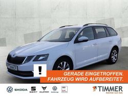 Weiß Gebraucht 2020 Skoda Octavia Style Kombi | 16.360 € (Fairer Preis)