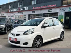 Weiß Gebraucht 2012 Toyota Aygo Cool Kleinwagen | 3.490 € (Superpreis)
