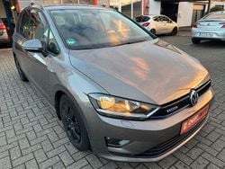Grau Gebraucht 2015 VW Golf Sportsvan Trendline Van / Kleinbus | 7.490 € (Fairer Preis)