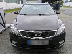 Schwarz Gebraucht 2011 Kia Ceed 2 Kombi | 2.500 € (Superpreis)