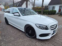Weiß Gebraucht 2017 Mercedes C220 AMG line Kombi | 20.900 € (Fairer Preis)