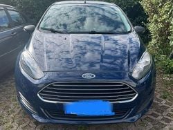 Blau Gebraucht 2014 Ford Fiesta Ambiente Kleinwagen | 4.500 € (Guter Preis)
