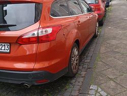 Orange Gebraucht 2011 Ford Focus Kombi | 2.800 € (Fairer Preis)