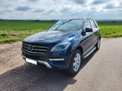 Blau Gebraucht 2012 Mercedes ML350 SUV | 19.500 € (Fairer Preis)