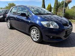 Violett Gebraucht 2008 Toyota Auris Sol Limousine | 4.900 € (Etwas zu teuer)