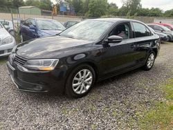 Schwarz Gebraucht 2011 VW Jetta Limousine | 5.600 € (Fairer Preis)