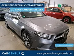 Mountaingrau Gebraucht 2020 Mercedes A200 Progressive Limousine | 23.090 € (Fairer Preis)
