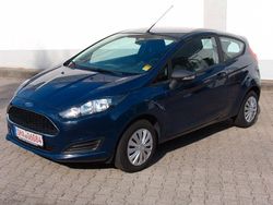 Blau Gebraucht 2016 Ford Fiesta Ambiente Kleinwagen | 4.250 € (Fairer Preis)