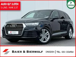 Tintenblau/moonlight blue Gebraucht 2017 Audi Q7 S-Line SUV | 42.690 € (Etwas zu teuer)