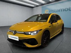Gelb Gebraucht 2024 VW Golf VIII R Kleinwagen | 52.949 €
