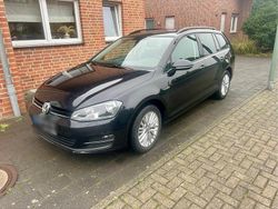 Schwarz Gebraucht 2015 VW Golf VII Edition Kombi | 7.400 € (Fairer Preis)