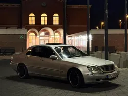 Silber Gebraucht 2004 Mercedes S500 Limousine | 4.500 €