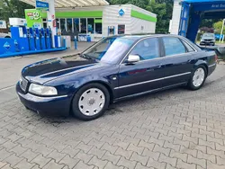 Silber Gebraucht 1996 Audi A8 S-Line Limousine | 5.900 € (Guter Preis)