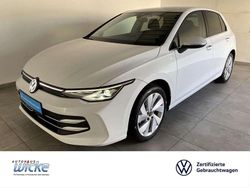 Weiß Gebraucht 2024 VW Golf VIII Style Limousine | 26.990 € (Guter Preis)