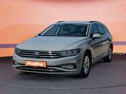 Grau Gebraucht 2022 VW Passat Business Kombi | 22.590 € (Guter Preis)