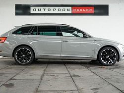 Grau Gebraucht 2022 Skoda Superb SportLine Kombi | 24.880 € (Etwas zu teuer)