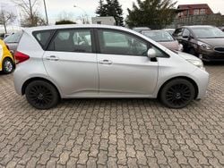Grau Gebraucht 2011 Subaru Trezia Active Kleinwagen | 1.999 € (Guter Preis)