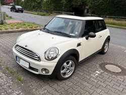 Weiß Gebraucht 2010 Mini ONE Kleinwagen | 3.099 € (Guter Preis)