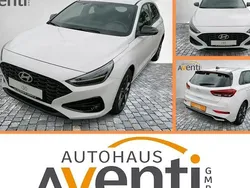 Atlas white uni Gebraucht 2024 Hyundai i30 Advantage Limousine | 19.669 € (Guter Preis)