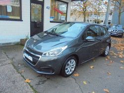 Grau Gebraucht 2017 Peugeot 208 Allure Kleinwagen | 6.950 € (Fairer Preis)