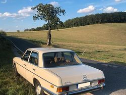 Beige Gebraucht 1973 Mercedes W114 Limousine | 14.000 €