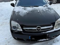 Schwarz Gebraucht 2004 Opel Vectra Kombi | 1.000 € (Guter Preis)