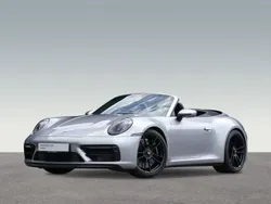 Silber Gebraucht 2024 Porsche 911 Carrera 4 GTS Cabrio | 173.900 € (Etwas zu teuer)