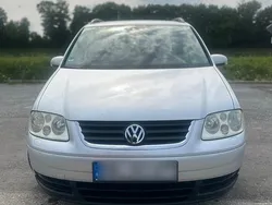 Silber Gebraucht 2006 VW Touran Van / Kleinbus | 2.100 € (Guter Preis)